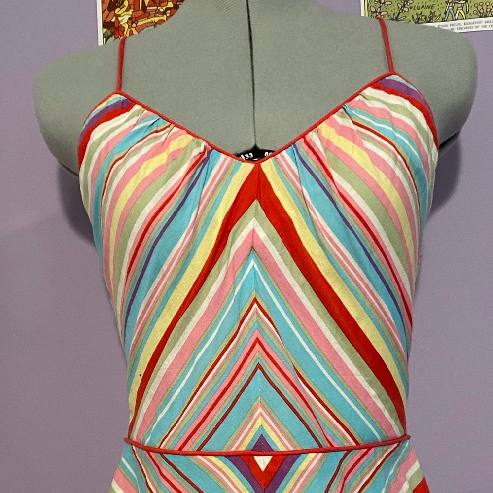 Divided by H&M striped midi dress
Lace up back and has pockets
Size:4